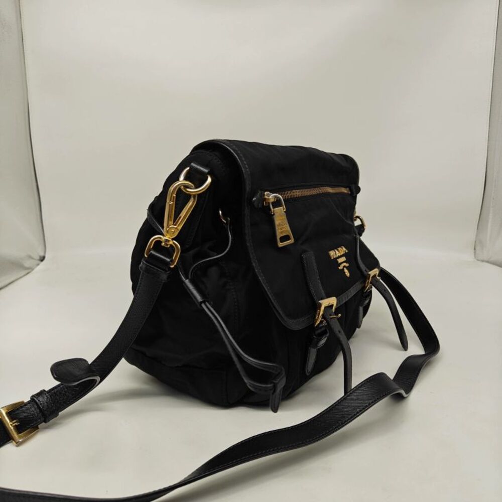Prada Women Pre-Loved Bag Very Good Condition - Picture 2 of 9